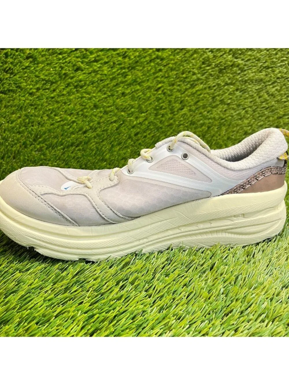 Hoka please review